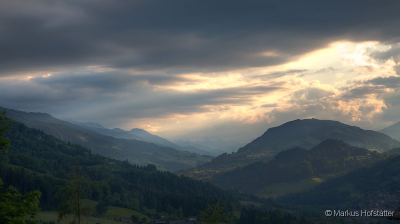 8D0A9820_1_2.jpg